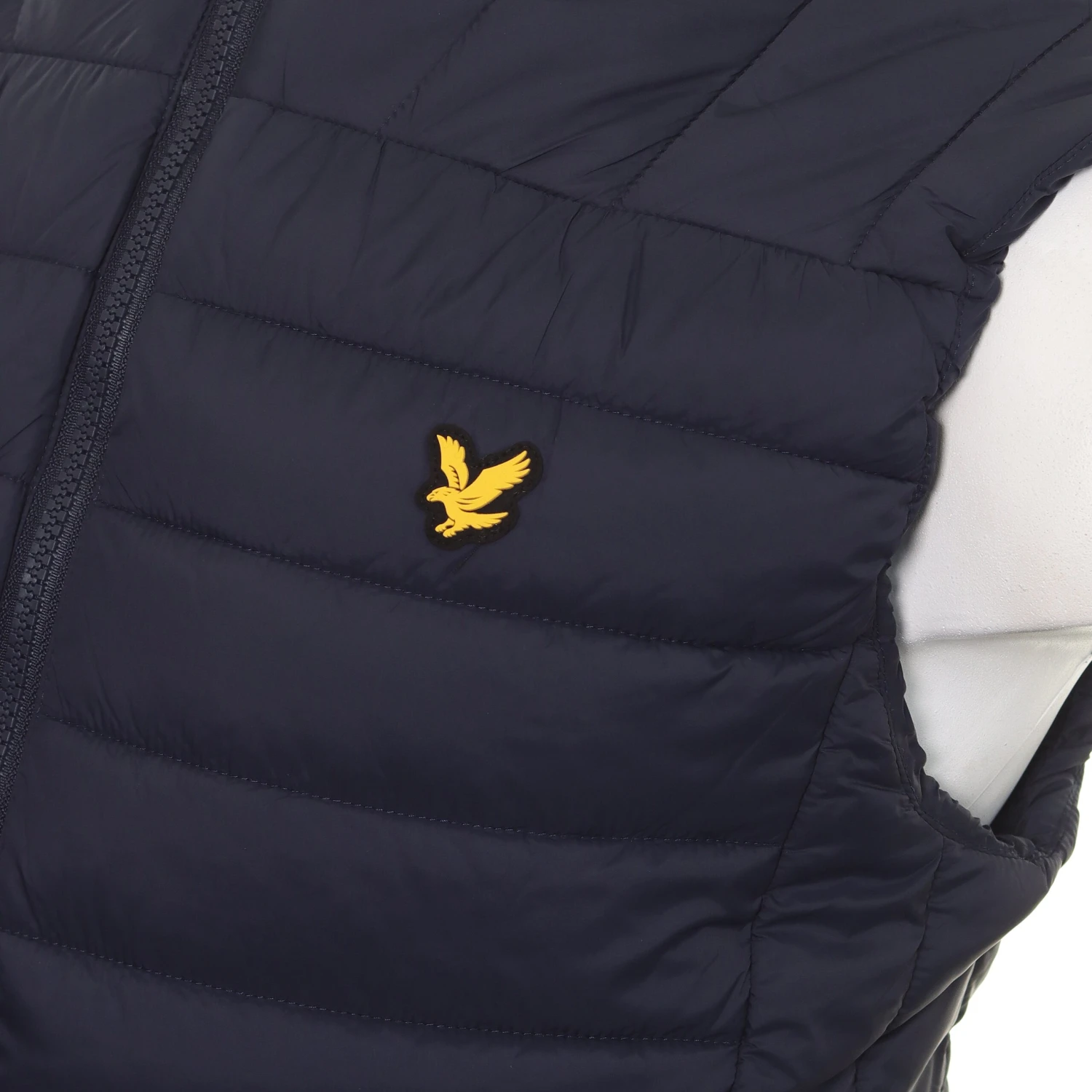 Lyle & Scott Sport Lightweight Quilted Gilet 3 Lyle & Scott Sport Lightweight Quilted Gilet - Image 3